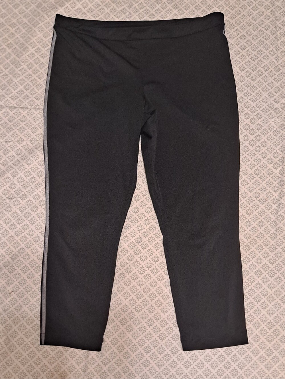 Womens Nike Golf  Black Athletic Leggings with Side Stripe Sz L
